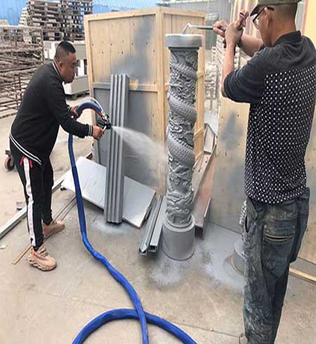 泡沫舞臺道具噴涂聚脲結(jié)實嗎