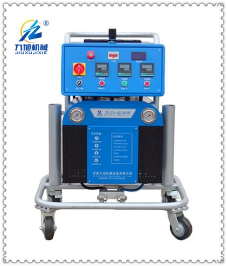 Q5600系列小型聚脲施工噴涂設備